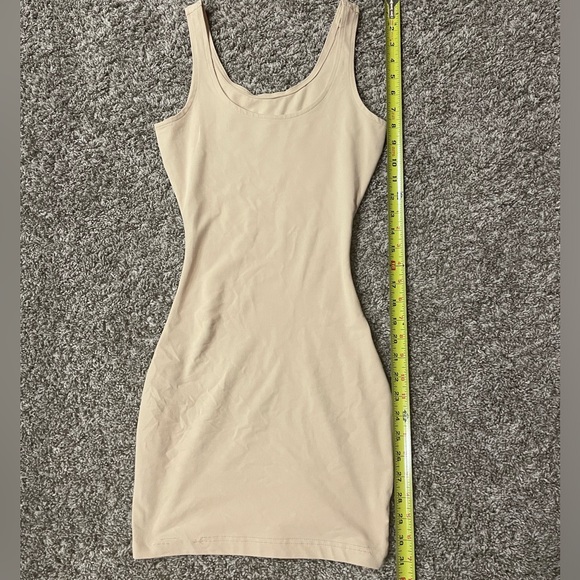 Dress Spanx/Slip - Picture 4 of 6